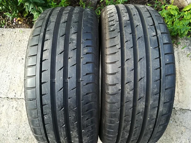 Гуми Летни 215/45R17, снимка 1 - Гуми и джанти - 22001397