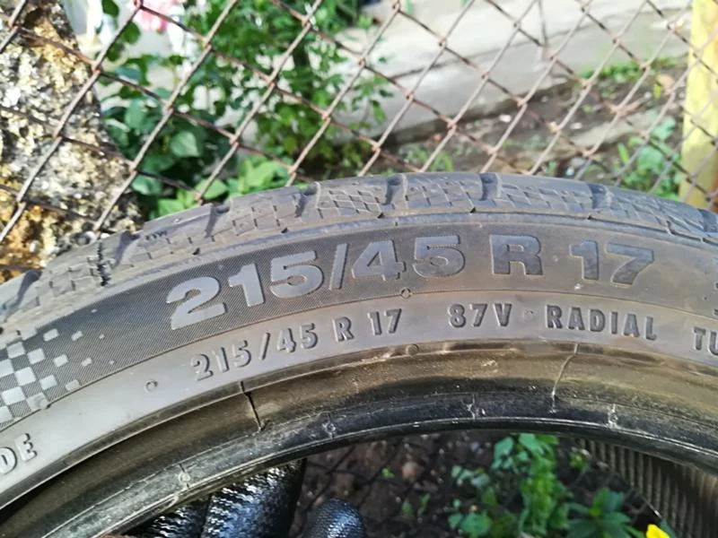 Гуми Летни 215/45R17, снимка 5 - Гуми и джанти - 22001397