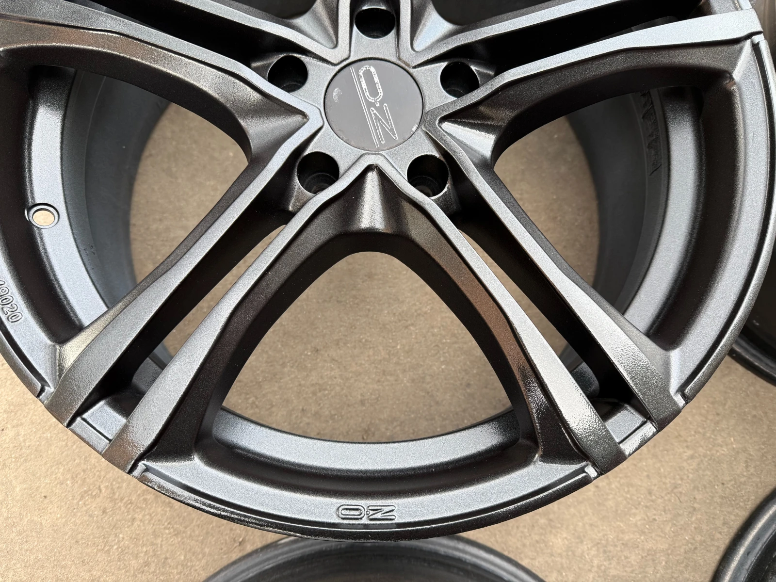 ������ | Mobile.bg � ����������� 8