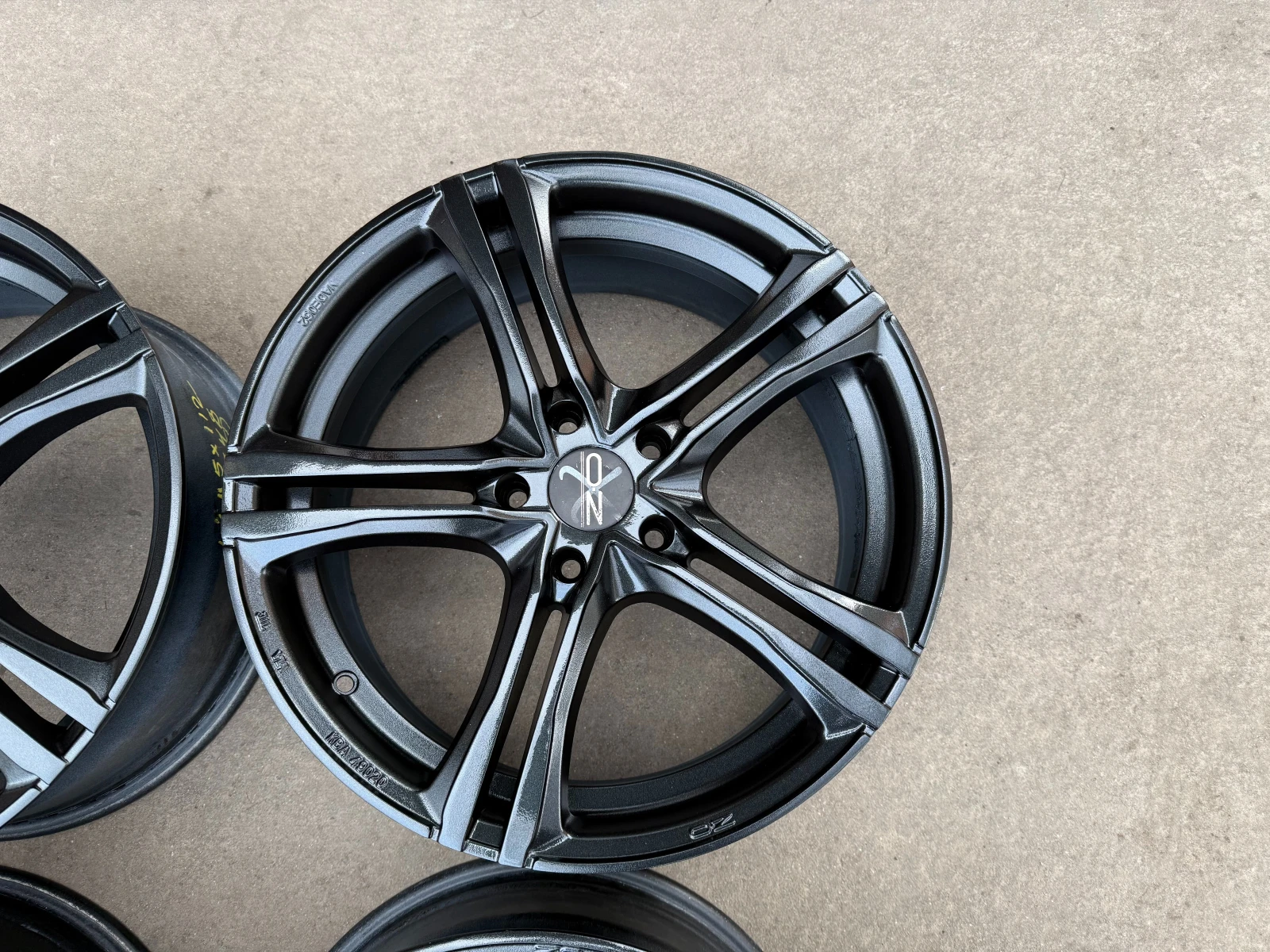 ������ | Mobile.bg � ����������� 4