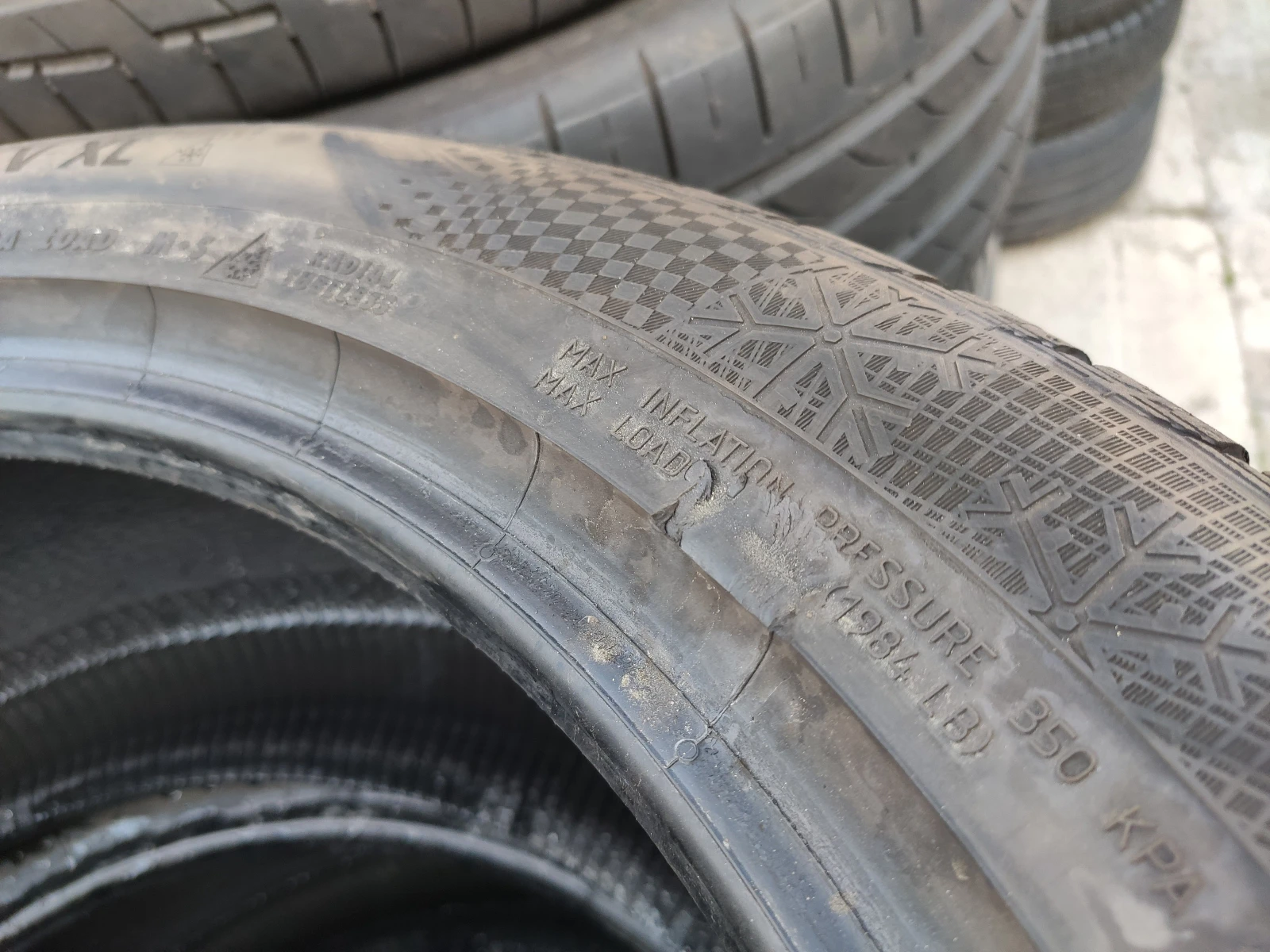 Гуми Летни 255/45R19, снимка 11 - Гуми и джанти - 55272424