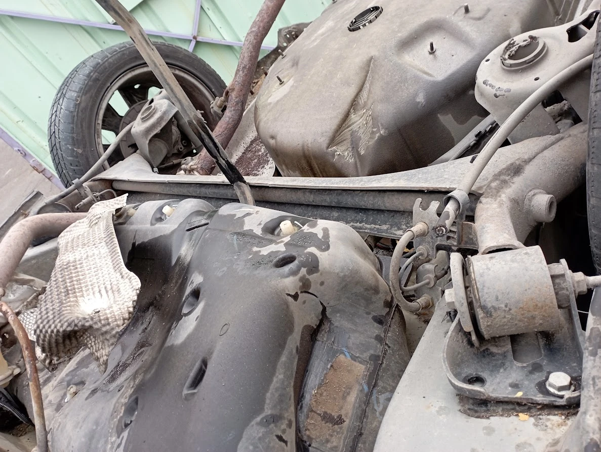 CITROEN C4 GRAND PICASSO I, C4 PICASSO I 1.6-2.0D спирачен апарат заден 30 евро 