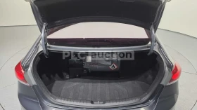 Hyundai Elantra, снимка 17