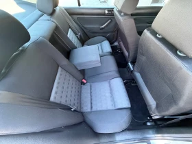 VW Bora 1.6i 58000км, снимка 14