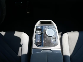 BMW iX xDrive60/FACELIFT/M-SPORT/SKY LOUNGE/H&K/360/ - 81880 € / 160143.36 лв. - 84986934 12