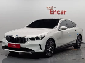 ������ BMW i5