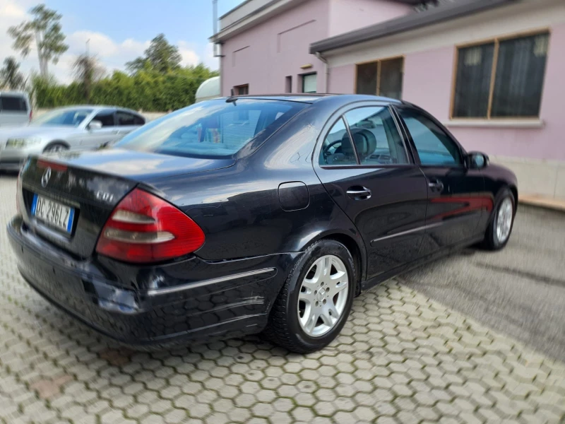 Mercedes-Benz E 320 CDI, снимка 2 - Автомобили и джипове - 46354247