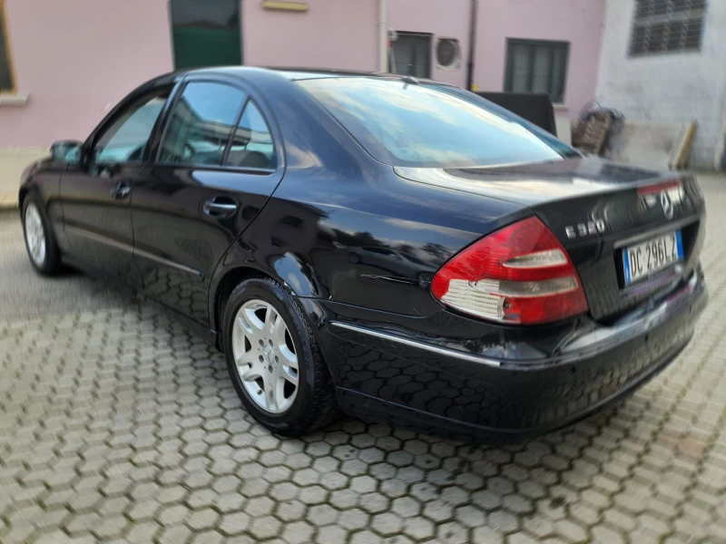 Mercedes-Benz E 320 CDI, снимка 3 - Автомобили и джипове - 46354247