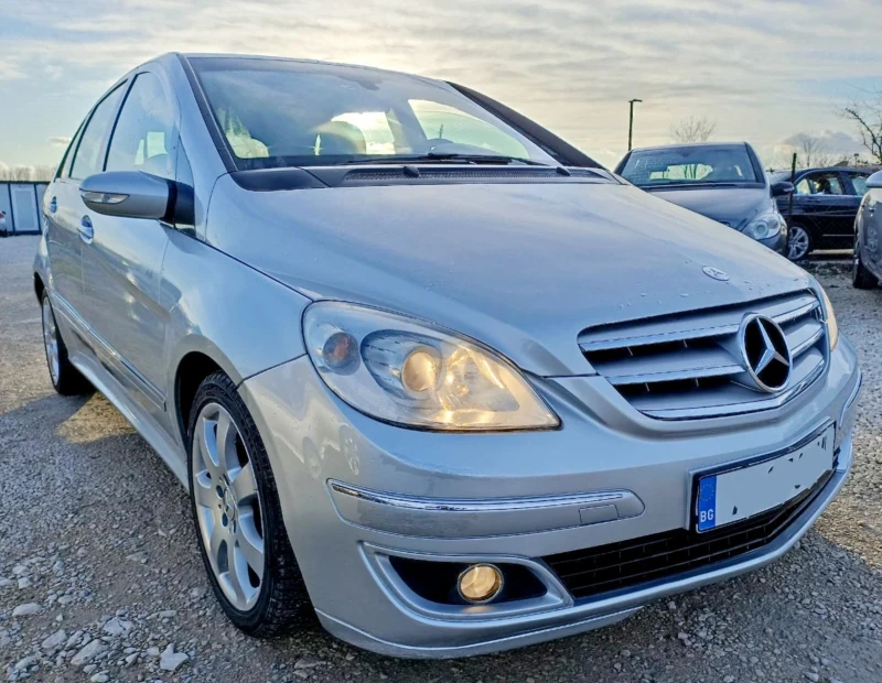 Mercedes-Benz B 180, снимка 3 - Автомобили и джипове - 46918880