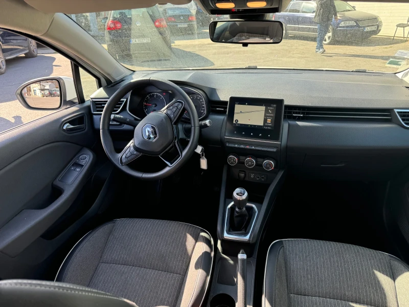 Renault Clio, снимка 9 - Автомобили и джипове - 47754382