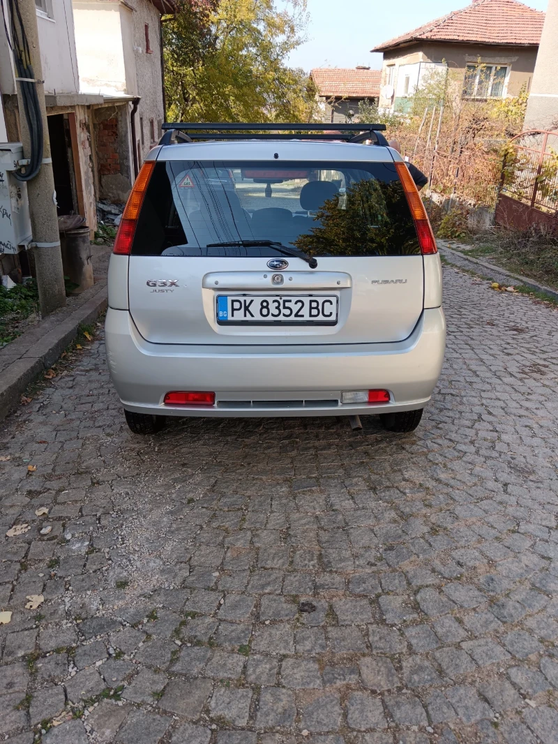 Subaru Justy 1.3, снимка 4 - Автомобили и джипове - 47716396