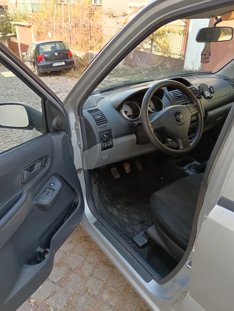 Subaru Justy 1.3, снимка 6 - Автомобили и джипове - 47716396