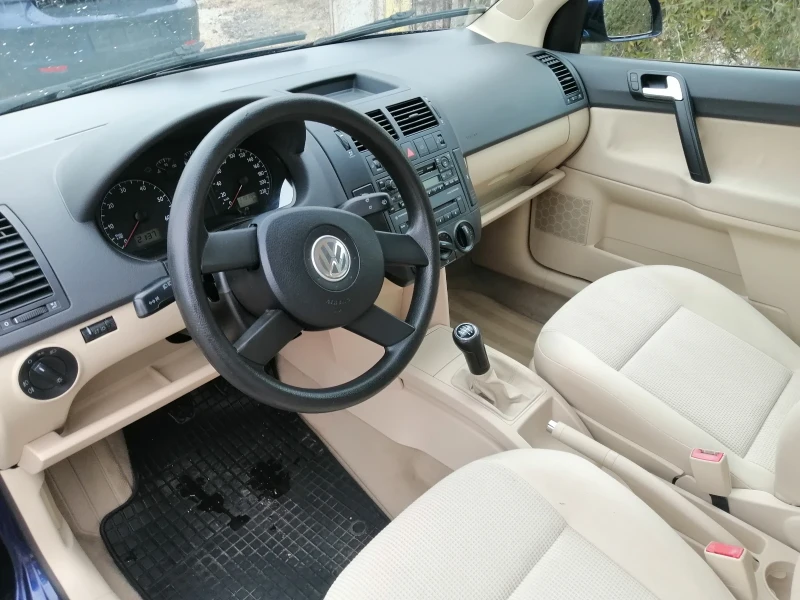 VW Polo, снимка 6 - Автомобили и джипове - 48275517