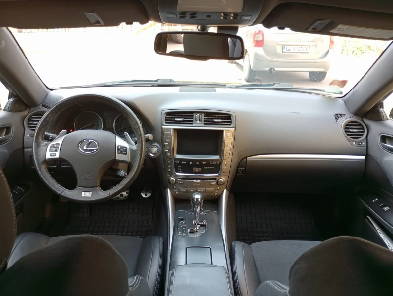 Lexus IS 250 F Sport, снимка 2 - Автомобили и джипове - 50431166