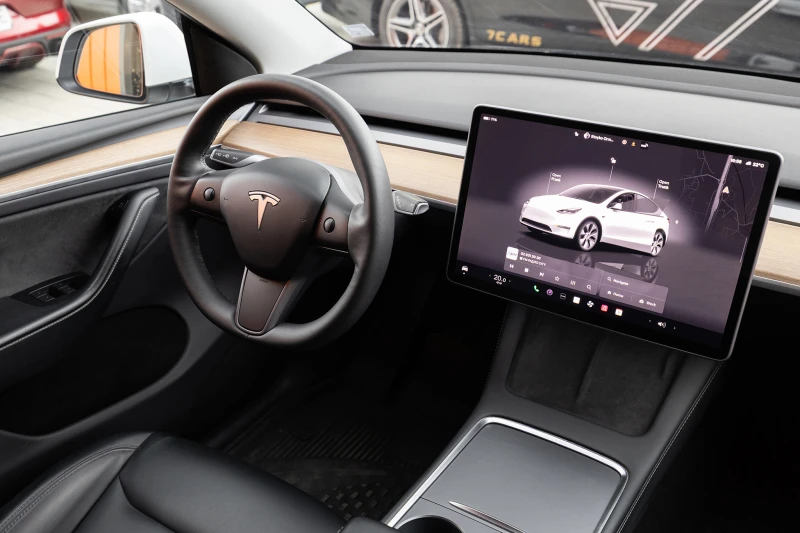 Tesla Model Y Long Range Dual Motor, снимка 11 - Автомобили и джипове - 51336382