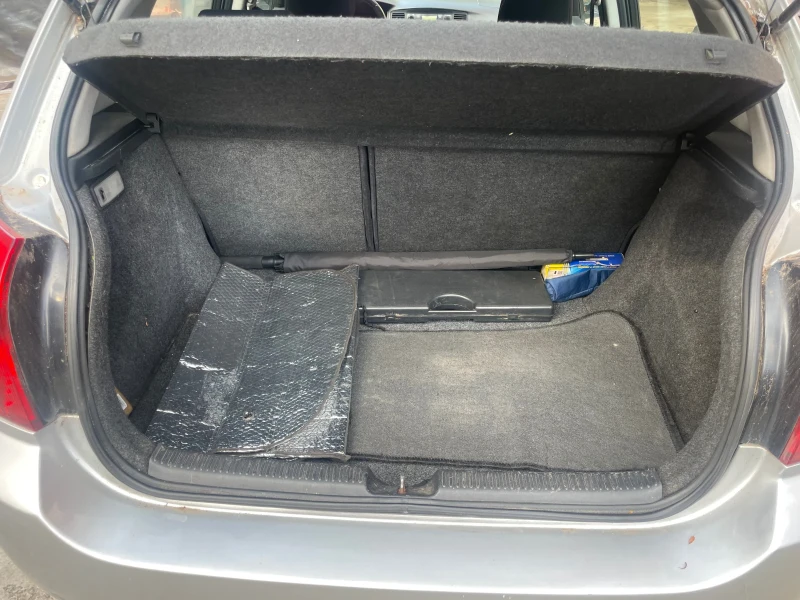 Toyota Corolla 2.0 D4D 90 к.с., снимка 15 - Автомобили и джипове - 51949973