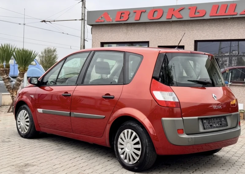 Renault Scenic Megan Scenic / 1.6i / Автоматик, снимка 4 - Автомобили и джипове - 52078457