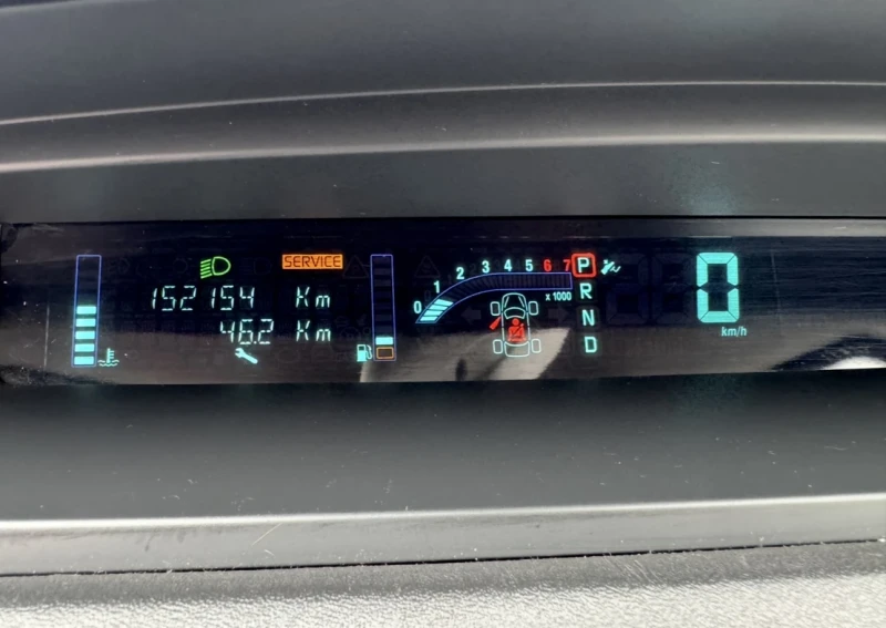 Renault Scenic Megan Scenic / 1.6i / Автоматик, снимка 9 - Автомобили и джипове - 52078457