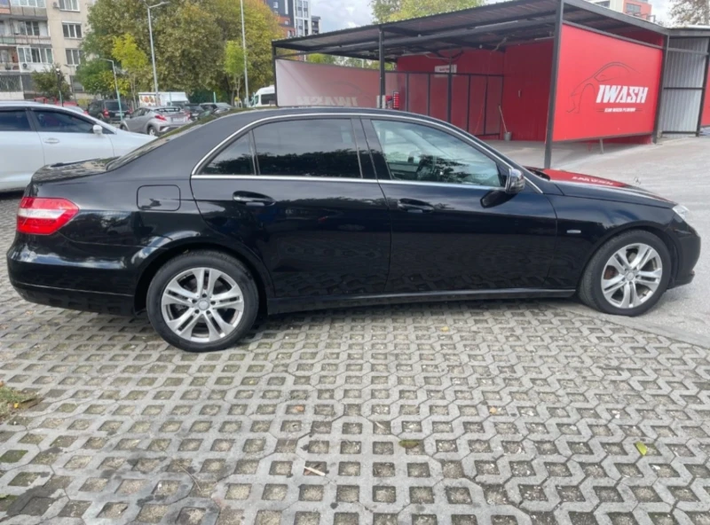 Mercedes-Benz E 350, снимка 5 - Автомобили и джипове - 52263840