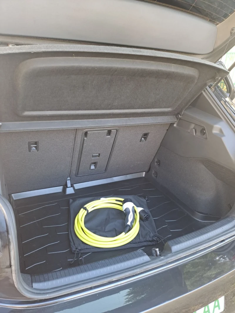 VW ID.3, снимка 9 - Автомобили и джипове - 52860488