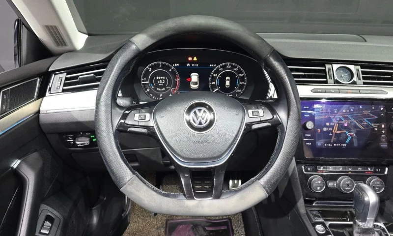 VW Arteon, снимка 13 - Автомобили и джипове - 53375357