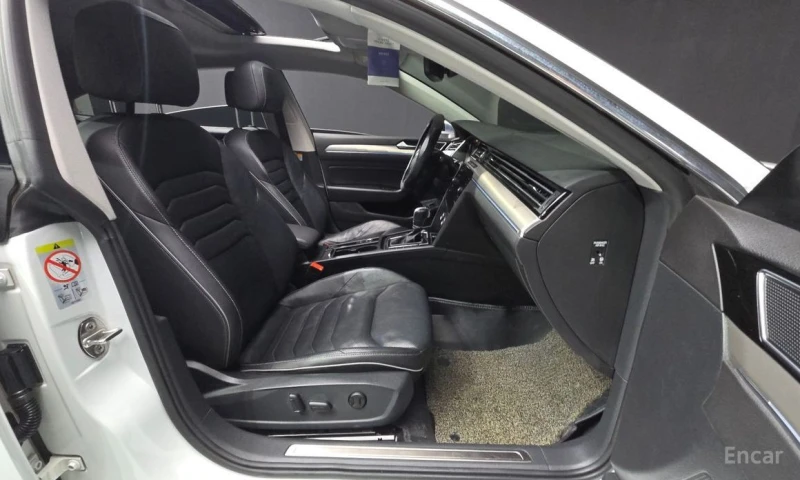 VW Arteon, снимка 11 - Автомобили и джипове - 53375357