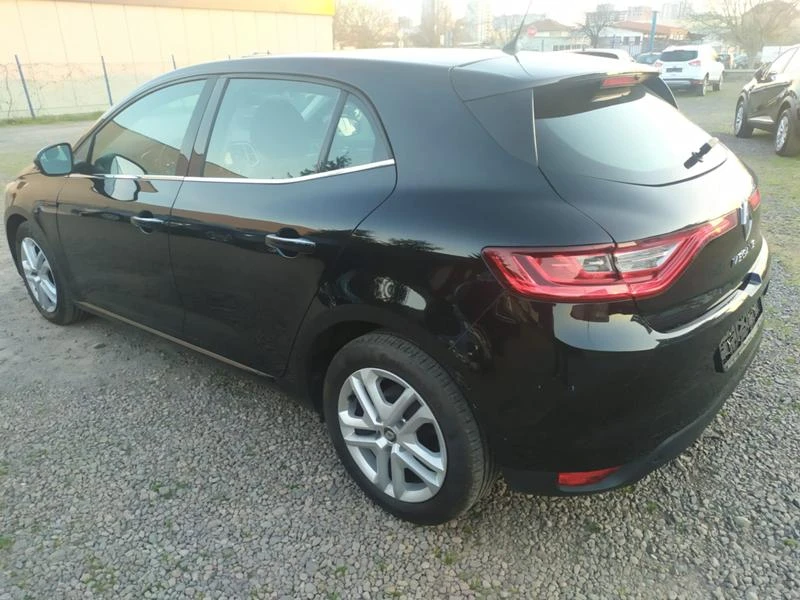 Renault Megane 1.5 dCi Zen, 110 к.с, снимка 4 - Автомобили и джипове - 36363226