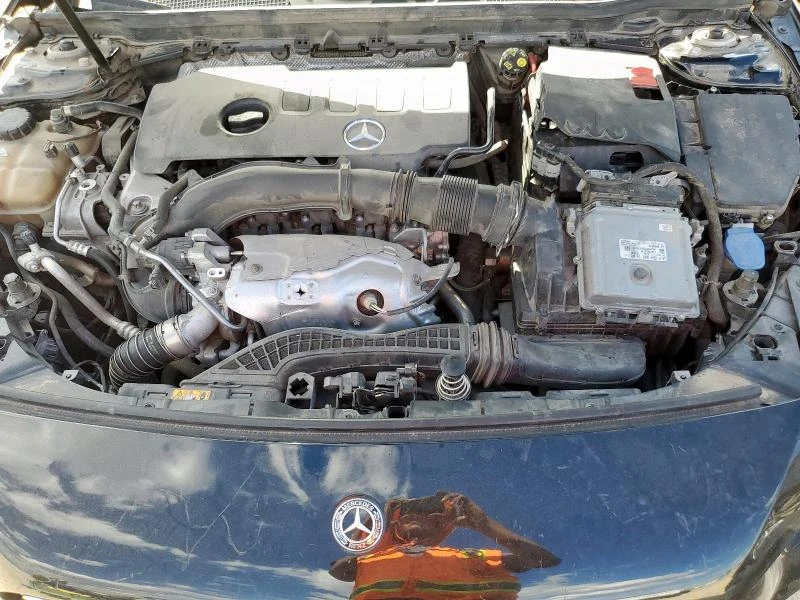 Mercedes-Benz A 220 2.0L 4 Front-wheel Drive - изображение 3