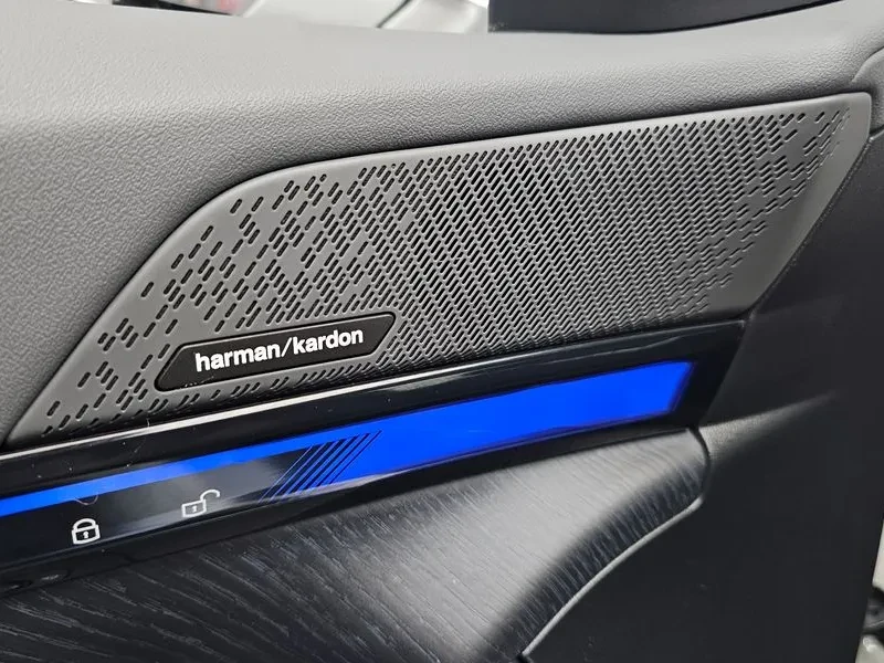 BMW i5 (G60) Edrive 40, снимка 17 - Автомобили и джипове - 55044652
