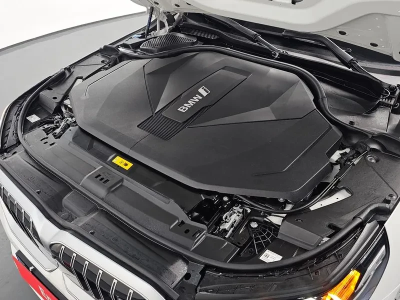 BMW i5 (G60) Edrive 40, снимка 6 - Автомобили и джипове - 55044652