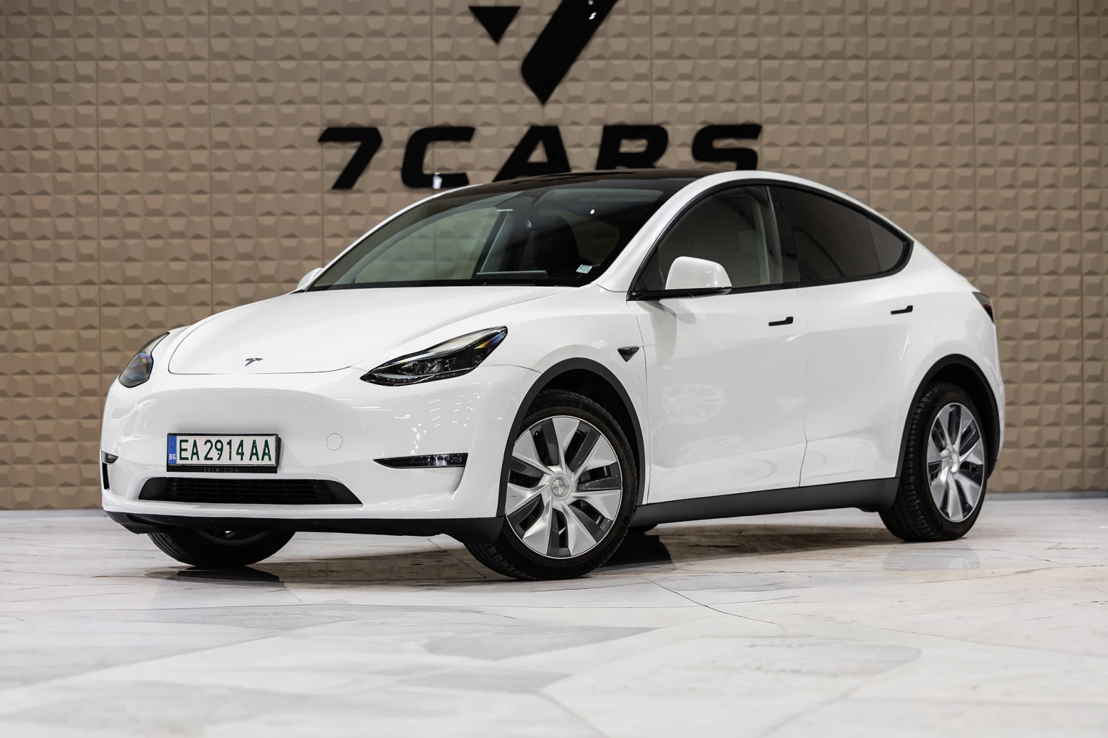 Tesla Model Y Long Range Dual Motor, снимка 1