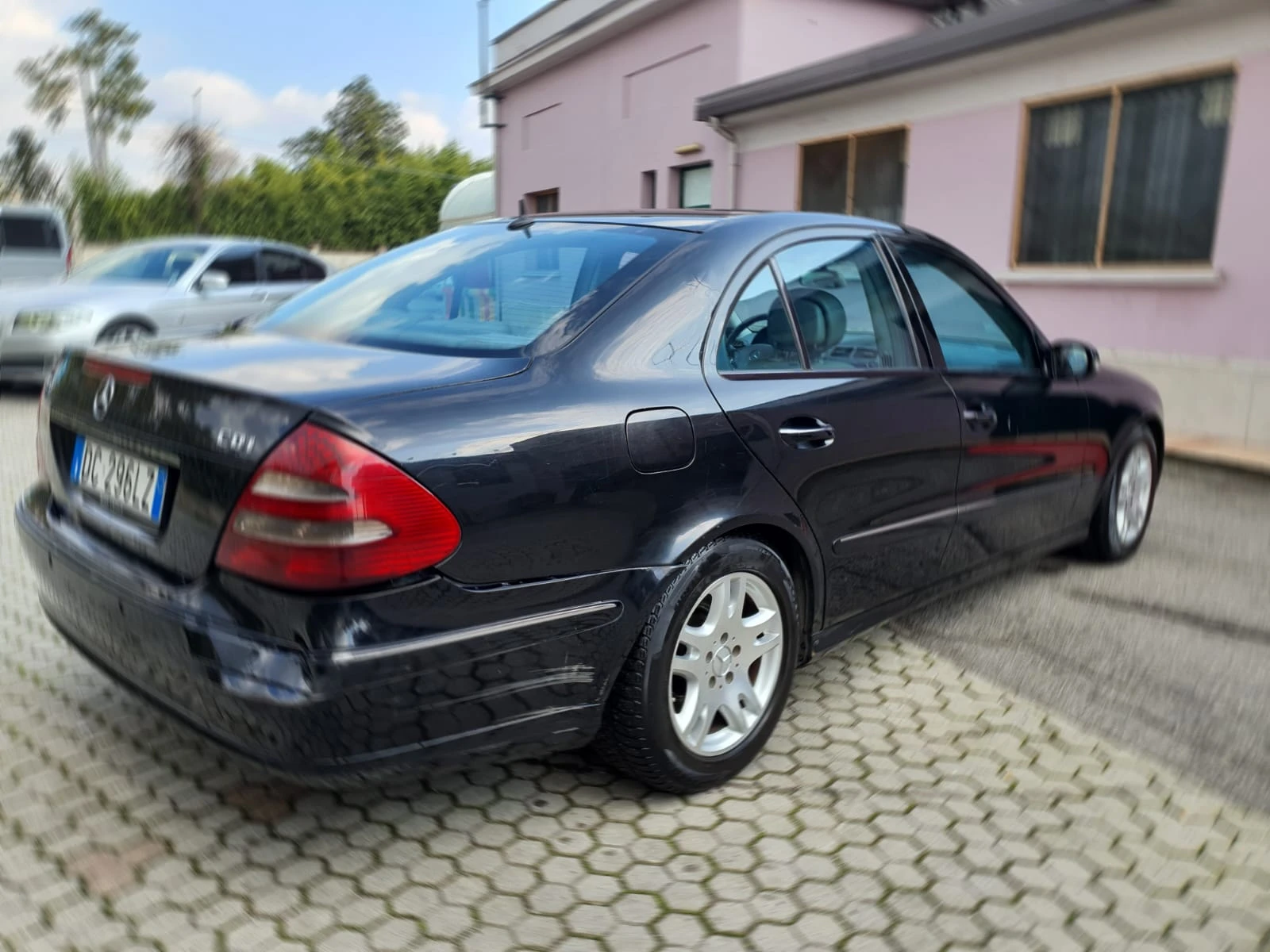 Mercedes-Benz E 320 CDI - изображение 2