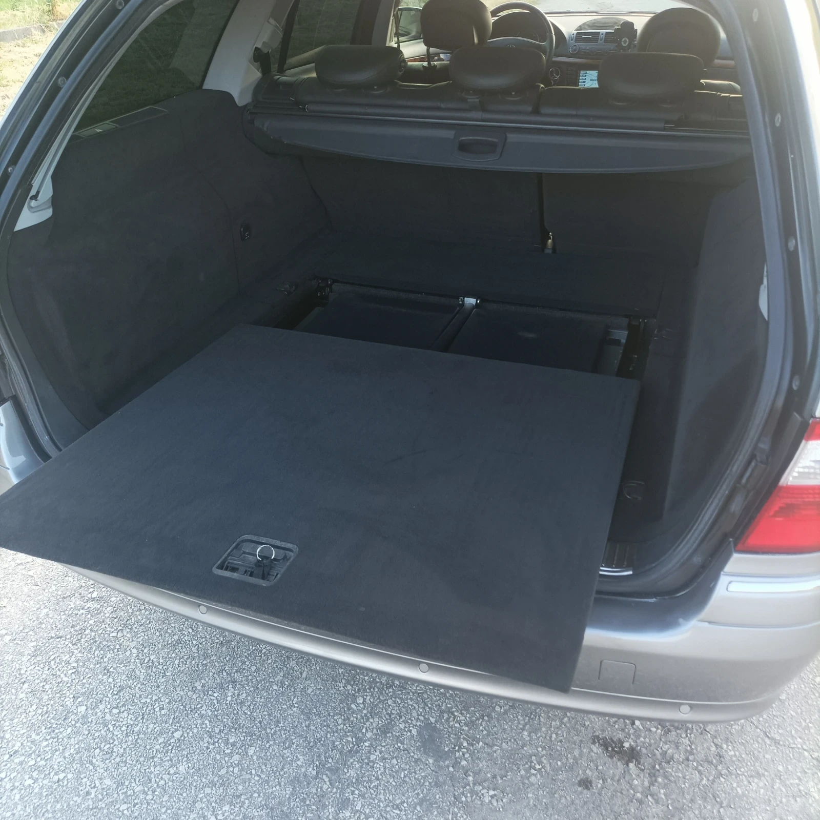 Mercedes-Benz E 320  - изображение 9