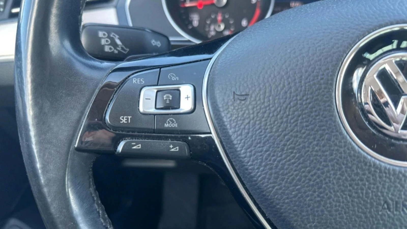 VW Passat 2.0 TDI 190кс / DSG / Highline - изображение 7