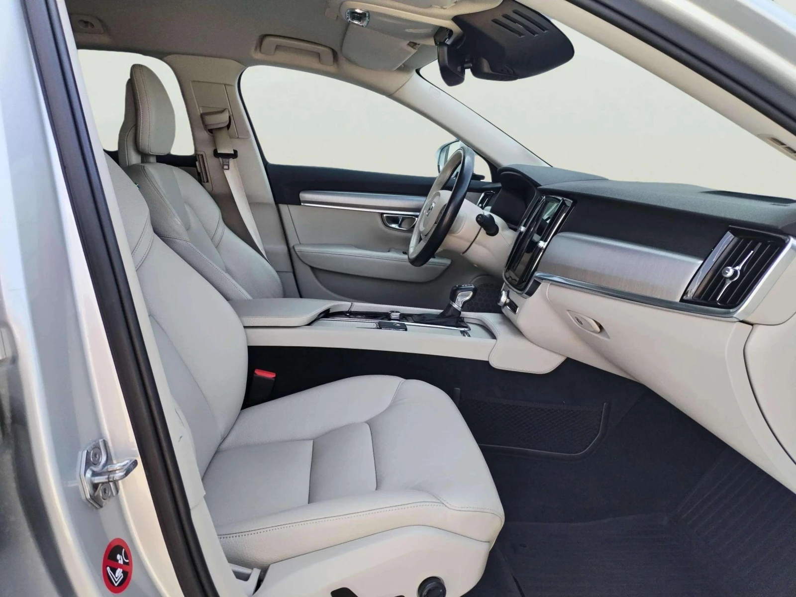 Volvo V90 2.0 D5 - изображение 9