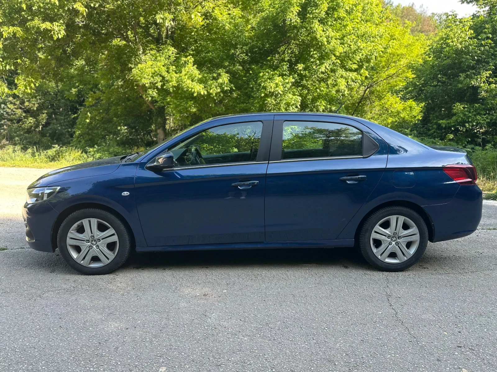 Peugeot 301 1.5 HDi - изображение 2