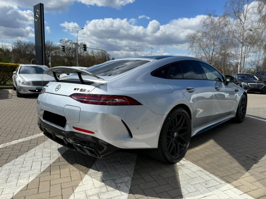 Mercedes-Benz AMG GT 63 S E-Hybrid 4 door  - изображение 8