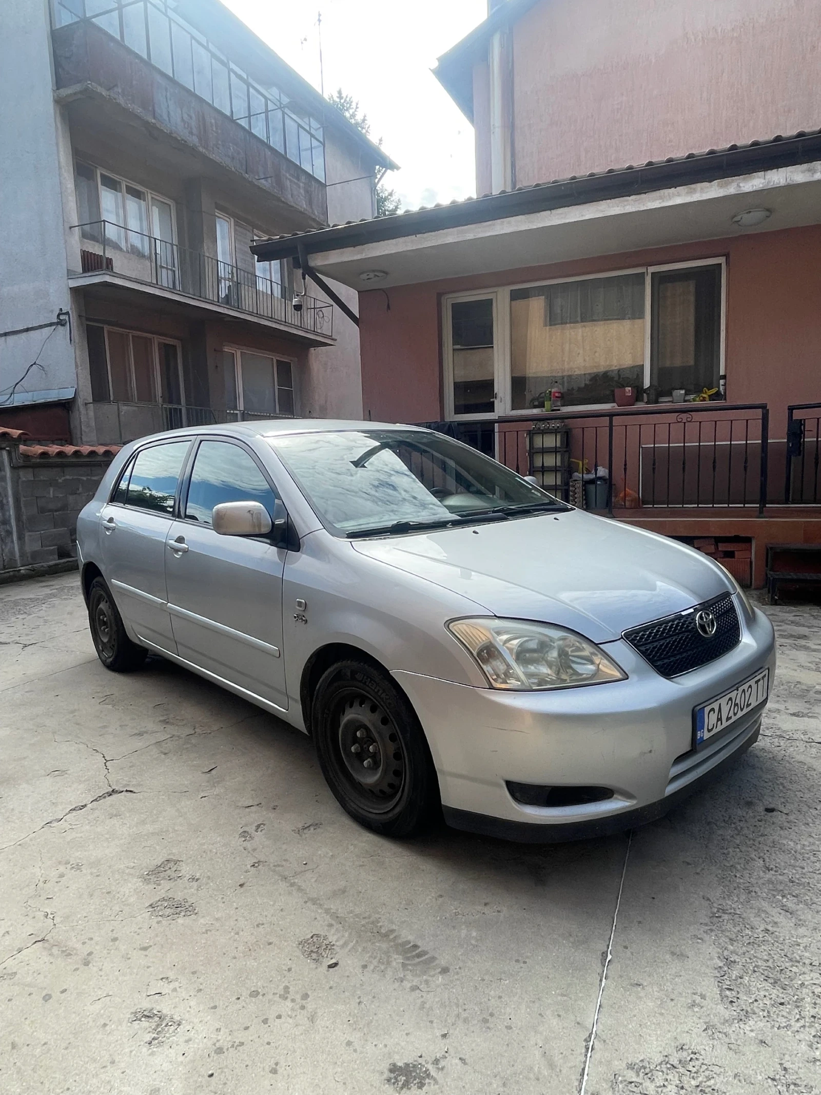 Toyota Corolla 2.0 D4D 90 к.с. - изображение 8