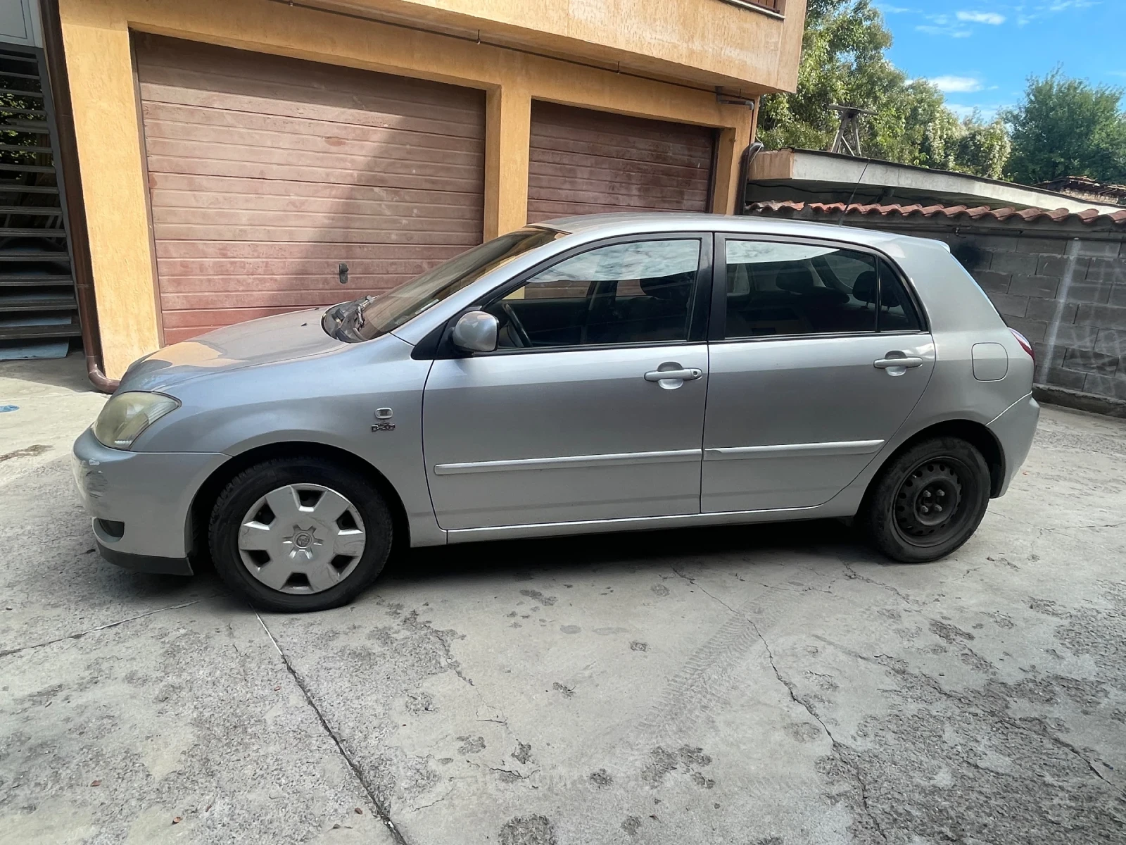 Toyota Corolla 2.0 D4D 90 к.с. - изображение 3