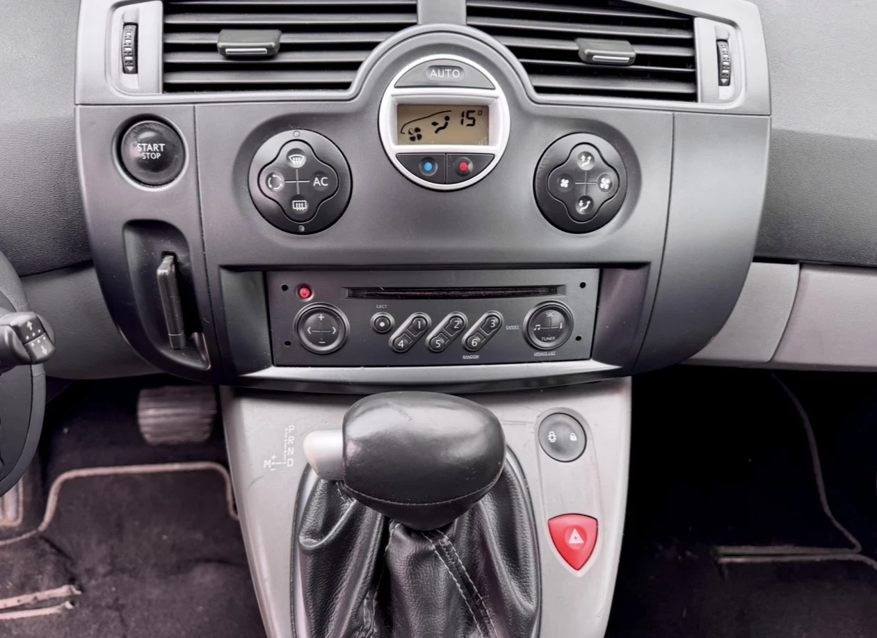 Renault Scenic Megan Scenic / 1.6i / Автоматик - изображение 8