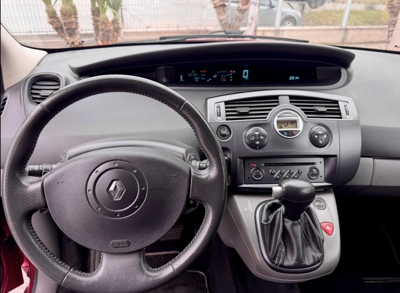 Renault Scenic Megan Scenic / 1.6i / Автоматик - изображение 6