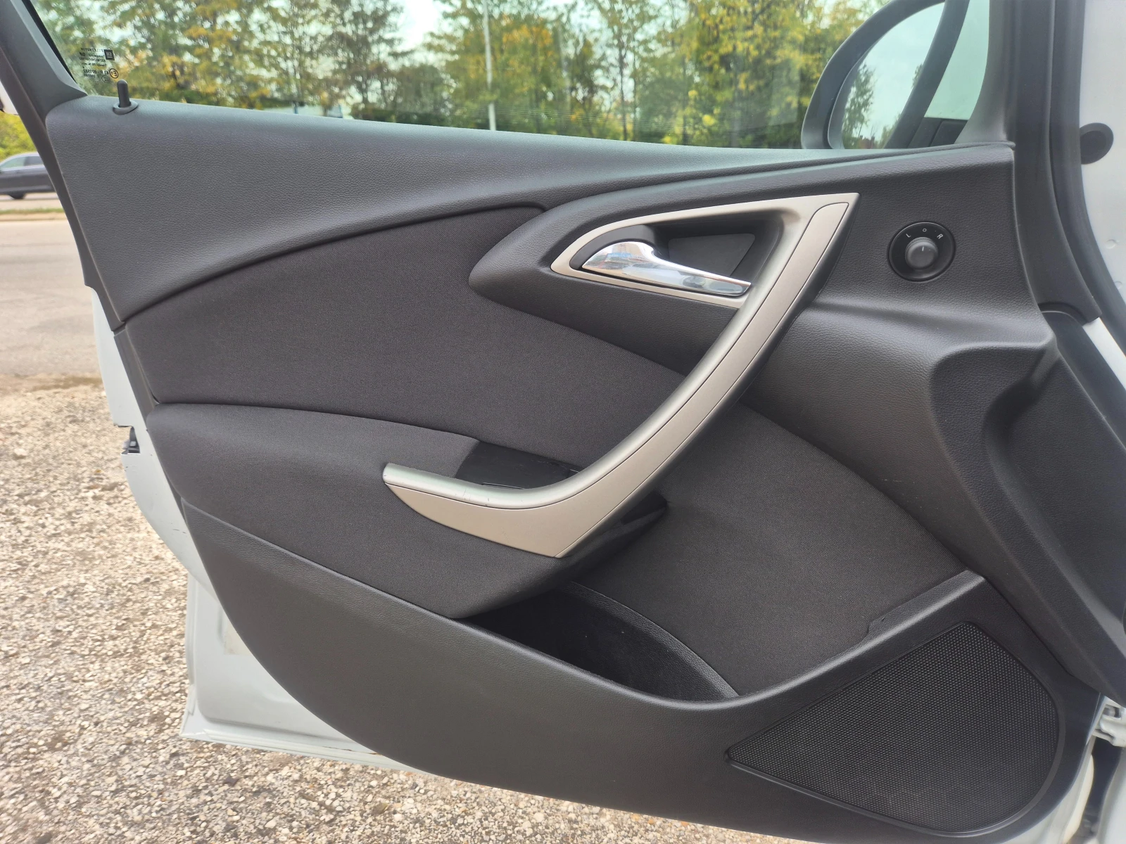 Opel Astra 1.7D, 110K.NAVI | Mobile.bg   15