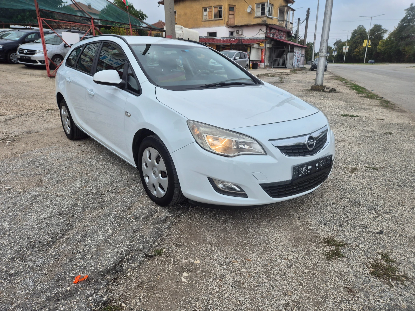 Opel Astra 1.7D, 110K.NAVI - изображение 3