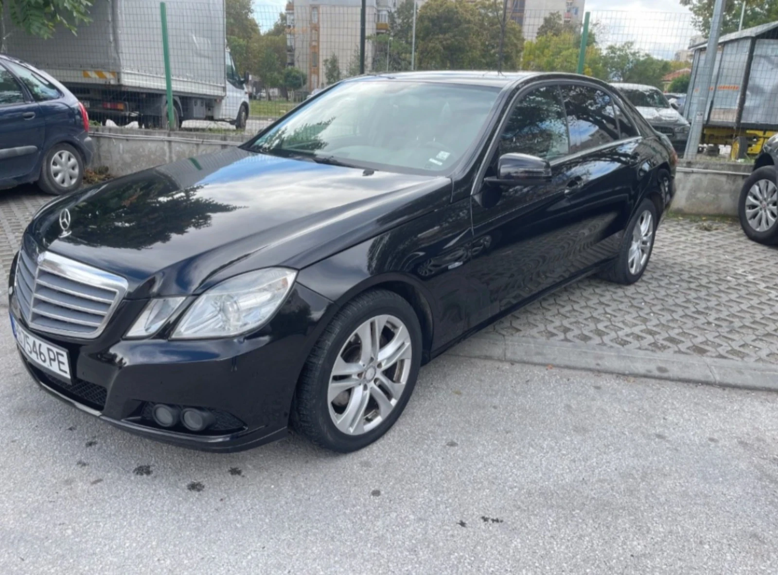 Mercedes-Benz E 350  - изображение 2