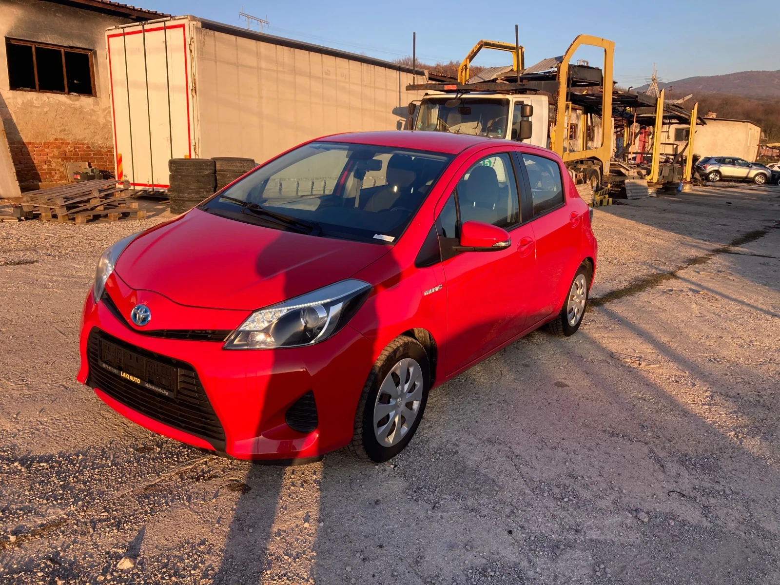 Toyota Yaris 1.5 Hibrid 75 ks Evro 5 B Avtomatik | Mobile.bg � ����������� 1