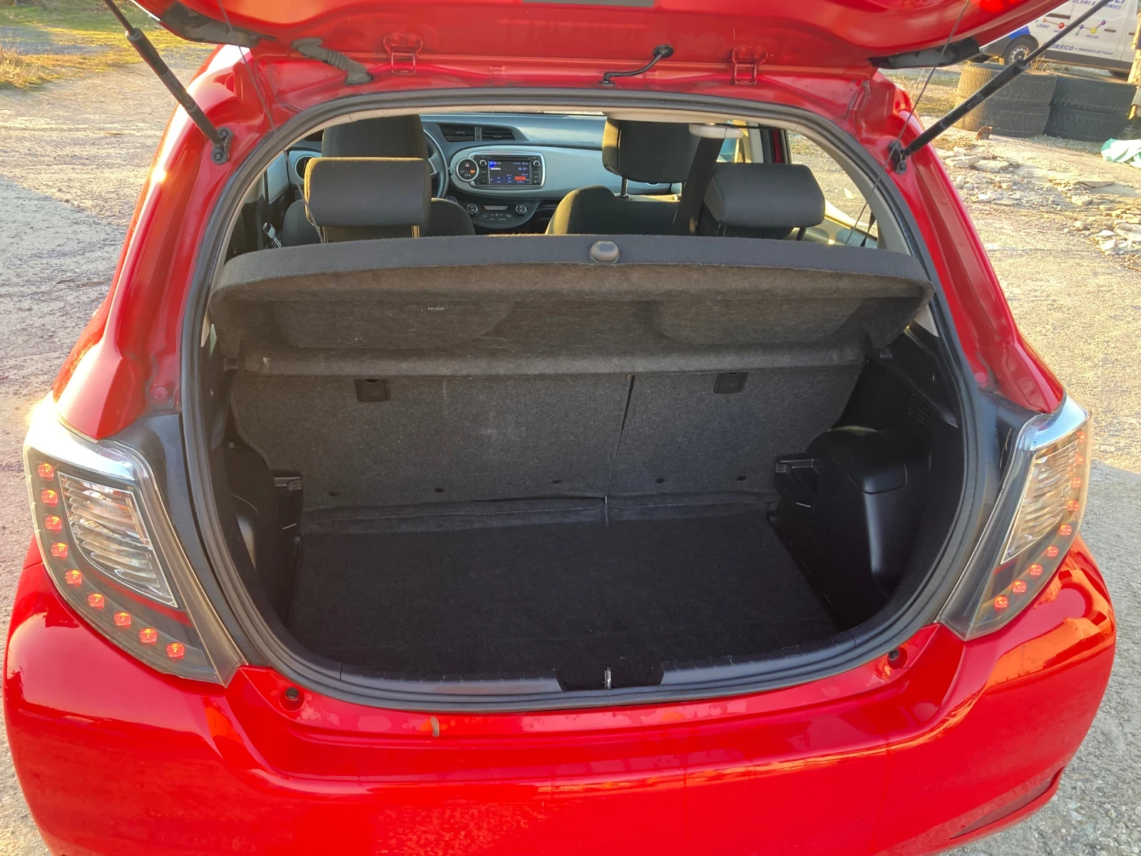 Toyota Yaris 1.5 Hibrid 75 ks Evro 5 B Avtomatik | Mobile.bg � ����������� 5