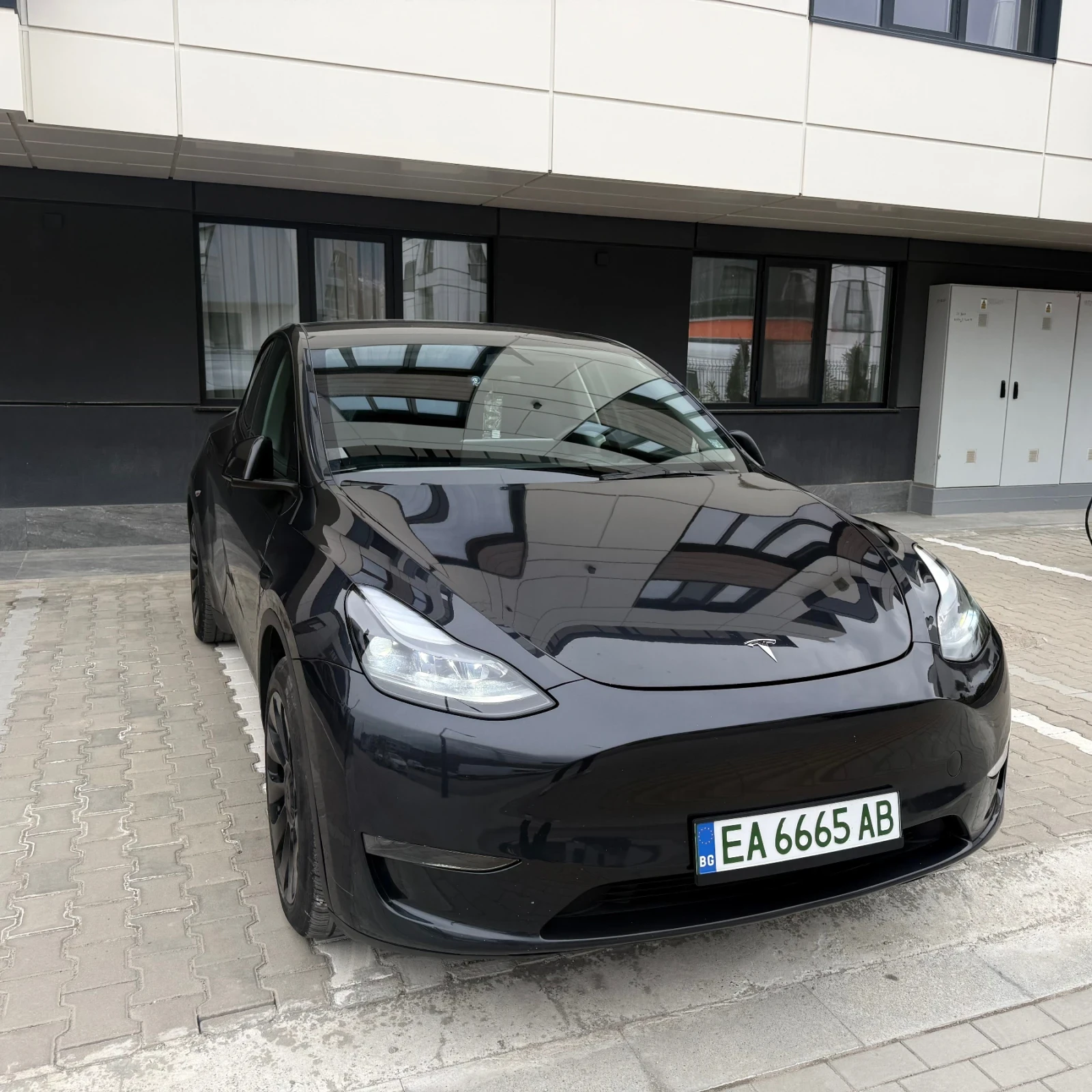 Tesla Model Y 2024 LFP Warranty, снимка 2 - Автомобили и джипове - 53882610