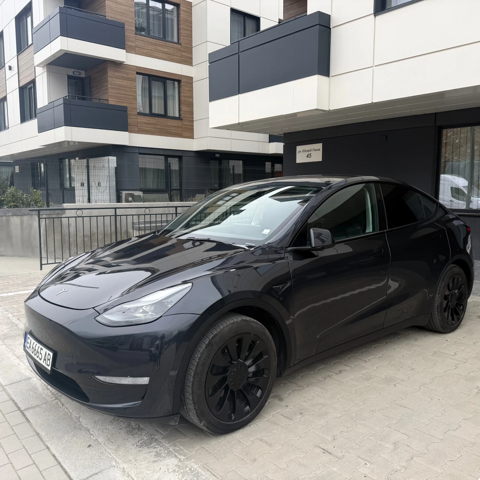 Tesla Model Y 2024 LFP Warranty, снимка 3 - Автомобили и джипове - 53882610