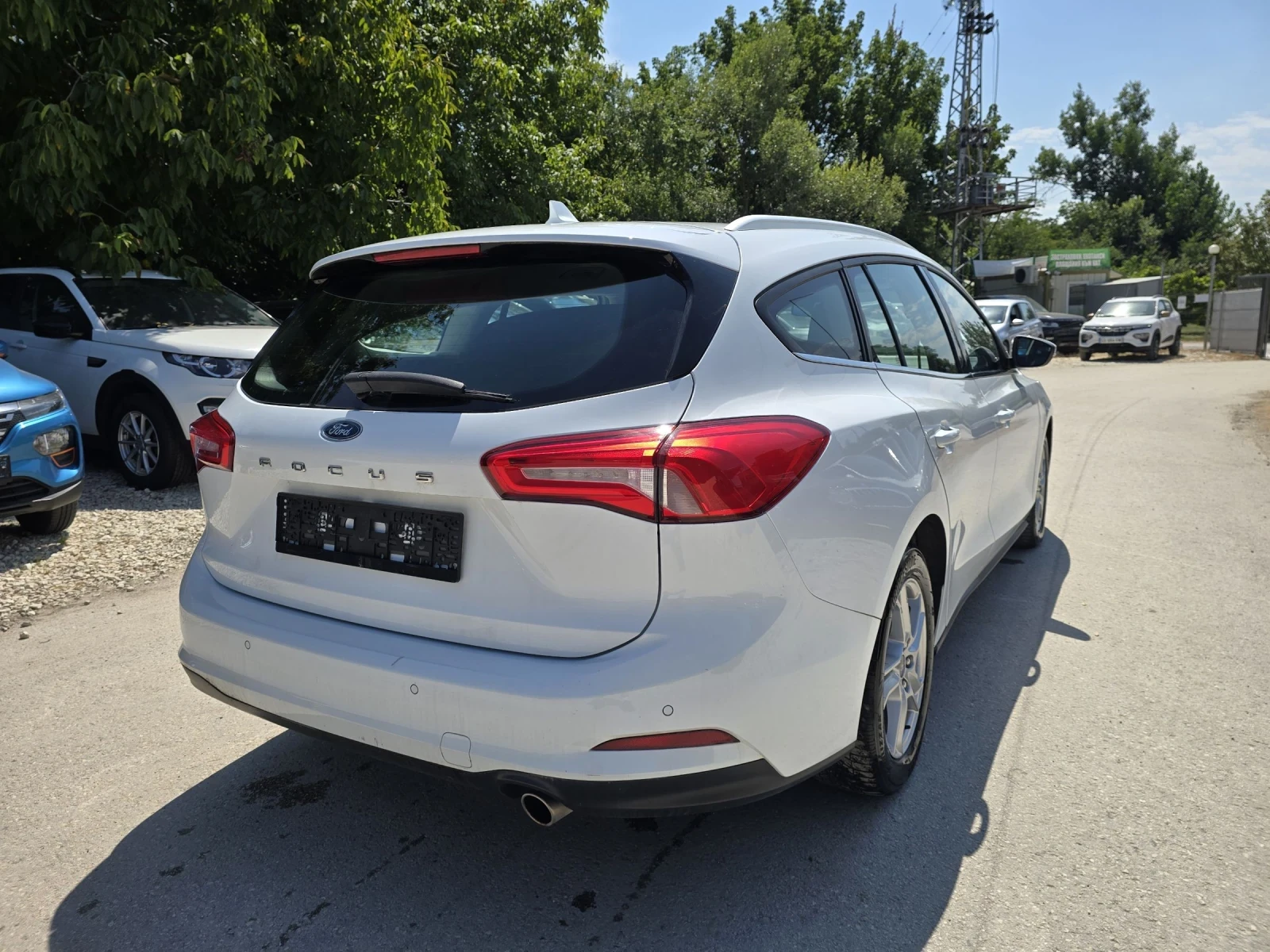 Ford Focus 1.5d 120к.с Топ състояние , снимка 4 - Автомобили и джипове - 53766236