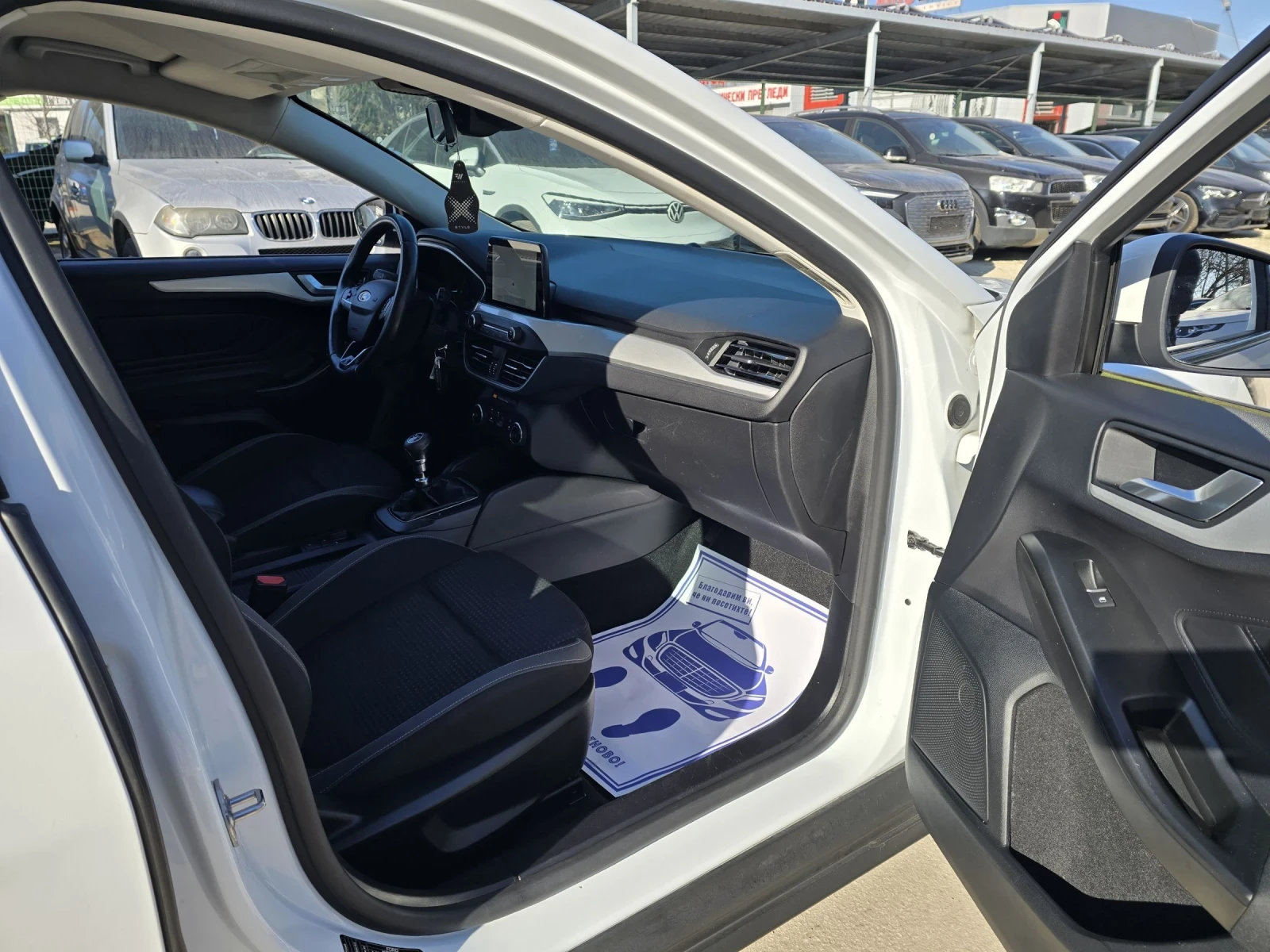 Ford Focus 1.5d 120к.с Топ състояние , снимка 13 - Автомобили и джипове - 53766236